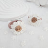 Bobbles | Lace Daisy