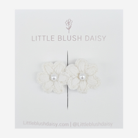 Fully Lined Hair Clip | Petite Pearl Daisy