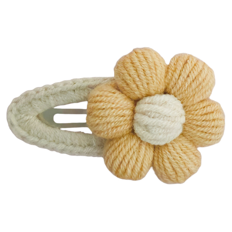 Biscuit Puff Daisy Snap Hair Clip